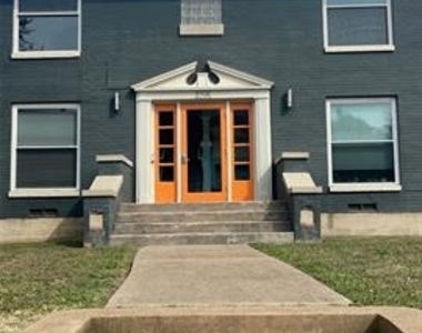 3215 Douglas Avenue - Photo Thumbnail 28