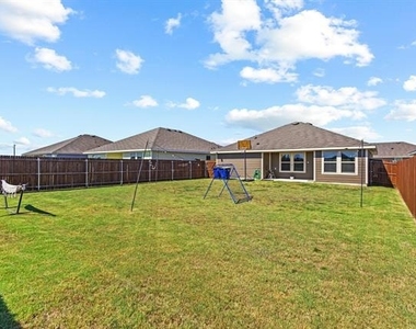 120 Creek End Drive - Photo Thumbnail 24