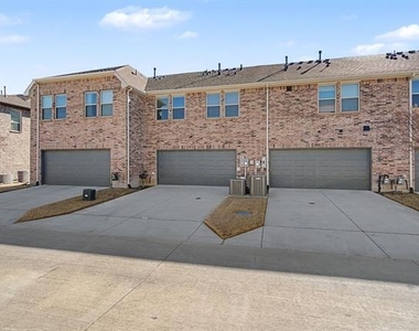 6032 Silverado Trail - Photo Thumbnail 29