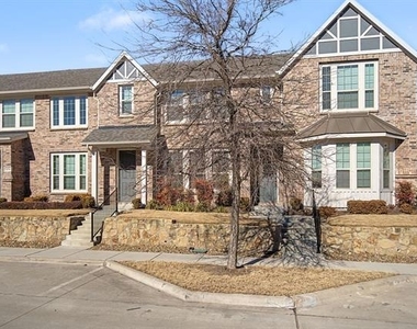 6032 Silverado Trail - Photo Thumbnail 1