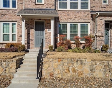 6032 Silverado Trail - Photo Thumbnail 3