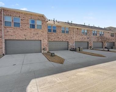 6032 Silverado Trail - Photo Thumbnail 28