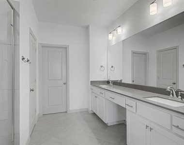 6032 Silverado Trail - Photo Thumbnail 20