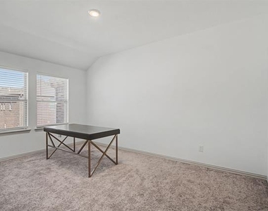 6032 Silverado Trail - Photo Thumbnail 24
