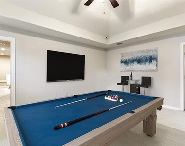 13714 Countrybrook Drive - Photo Thumbnail 21