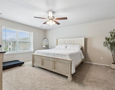 3120 Providence Place - Photo Thumbnail 16