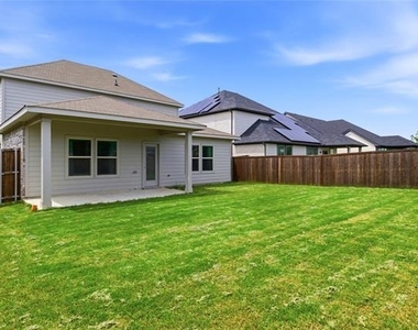 1212 Blue Ridge Place - Photo Thumbnail 23