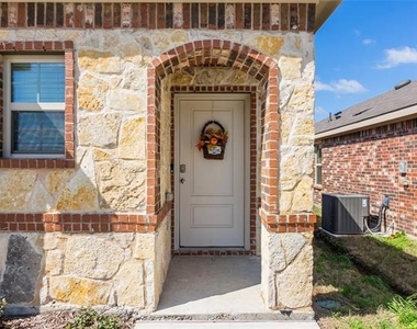 2008 Bailer Way - Photo Thumbnail 1