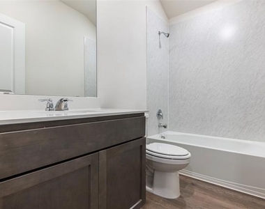 2008 Bailer Way - Photo Thumbnail 17