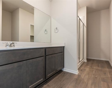 2008 Bailer Way - Photo Thumbnail 18