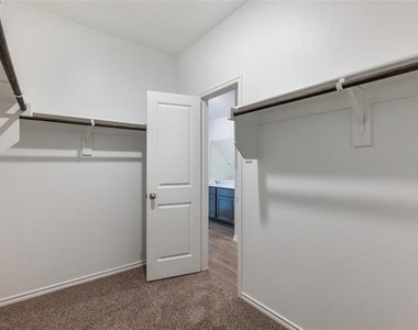 2008 Bailer Way - Photo Thumbnail 21