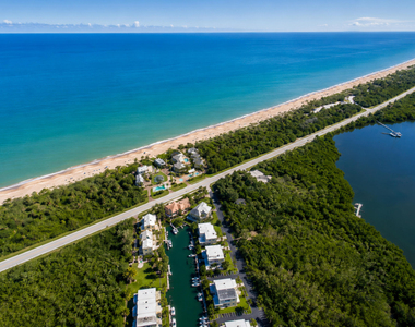 3541 Ne Ocean Boulevard Ne - Photo Thumbnail 23