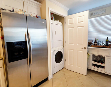3541 Ne Ocean Boulevard Ne - Photo Thumbnail 11