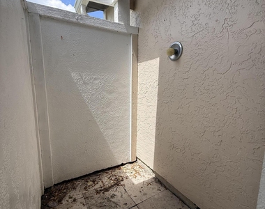 1626 Sw Buffum Lane - Photo Thumbnail 18