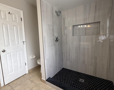 1626 Sw Buffum Lane - Photo Thumbnail 5