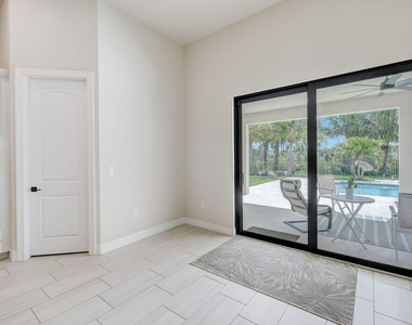 9234 Balsamo Drive - Photo Thumbnail 13