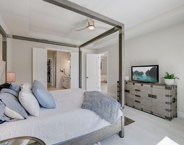 9234 Balsamo Drive - Photo Thumbnail 24