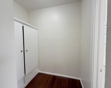 623 Park Place - Photo Thumbnail 3