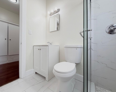 623 Park Place - Photo Thumbnail 4