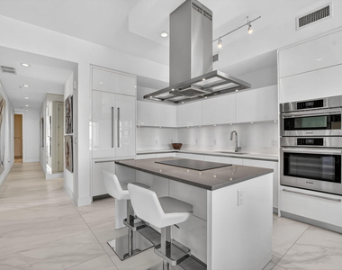 155 E Boca Raton Road - Photo Thumbnail 10