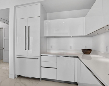 155 E Boca Raton Road - Photo Thumbnail 12