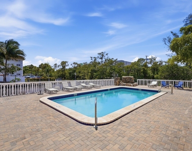 1400 Ne 57th Street - Photo Thumbnail 16