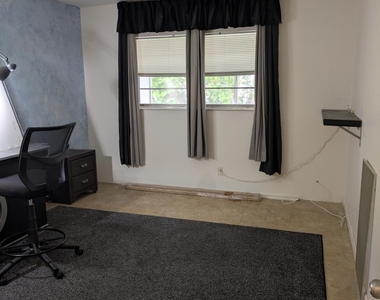 6501 Winfield Boulevard - Photo Thumbnail 5