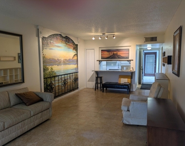 6501 Winfield Boulevard - Photo Thumbnail 1