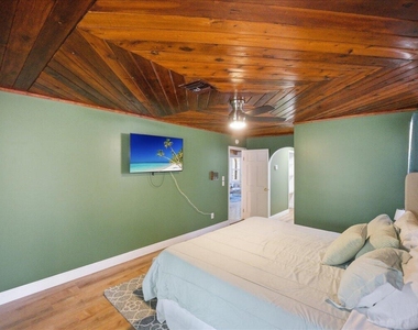 1326 Sw Bartell Avenue - Photo Thumbnail 23