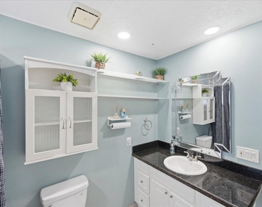 1326 Sw Bartell Avenue - Photo Thumbnail 41
