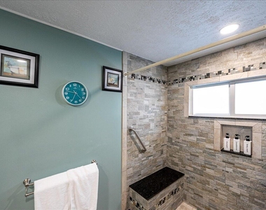 1326 Sw Bartell Avenue - Photo Thumbnail 42