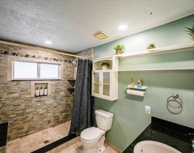 1326 Sw Bartell Avenue - Photo Thumbnail 39