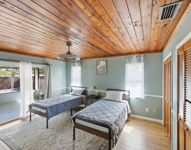 1326 Sw Bartell Avenue - Photo Thumbnail 37