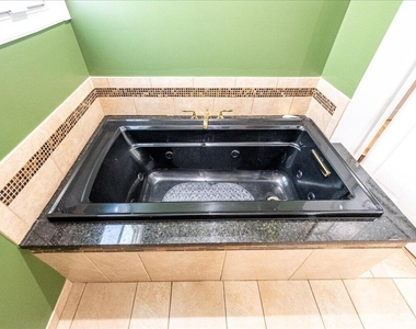 1326 Sw Bartell Avenue - Photo Thumbnail 27