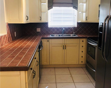 137 Farnham F - Photo Thumbnail 19