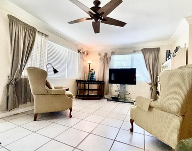 137 Farnham F - Photo Thumbnail 76