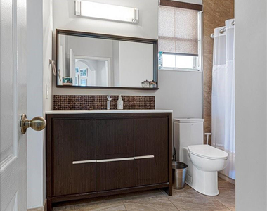 2316 Sw 127th Avenue - Photo Thumbnail 15