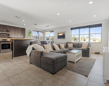 2316 Sw 127th Avenue - Photo Thumbnail 7