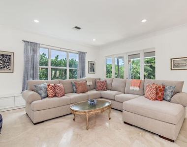 141 Gregory Place - Photo Thumbnail 6