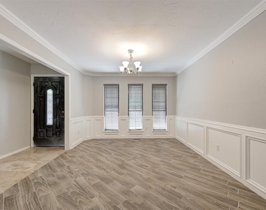 8521 Nw 121st Street - Photo Thumbnail 15