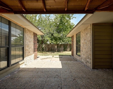 8521 Nw 121st Street - Photo Thumbnail 36