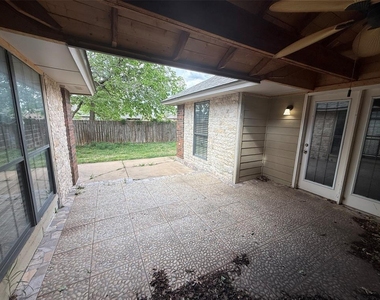8521 Nw 121st Street - Photo Thumbnail 25