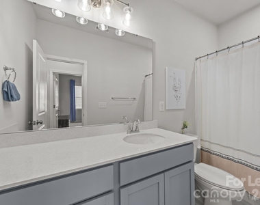 915 Kinsey Alley - Photo Thumbnail 14