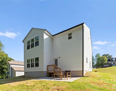 1211 Laurel Woods Drive - Photo Thumbnail 34
