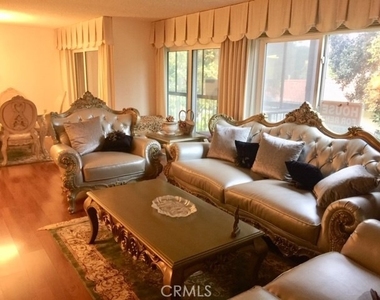 2369 Via Mariposa - Photo Thumbnail 1
