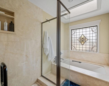 4850 Amalfi Way - Photo Thumbnail 22