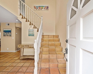 4850 Amalfi Way - Photo Thumbnail 2