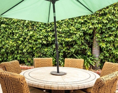 4850 Amalfi Way - Photo Thumbnail 42