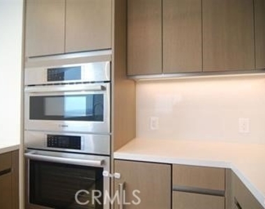 889 Francisco - Photo Thumbnail 22