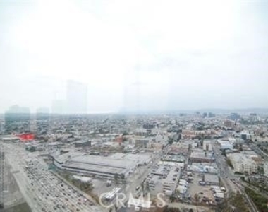 889 Francisco - Photo Thumbnail 24